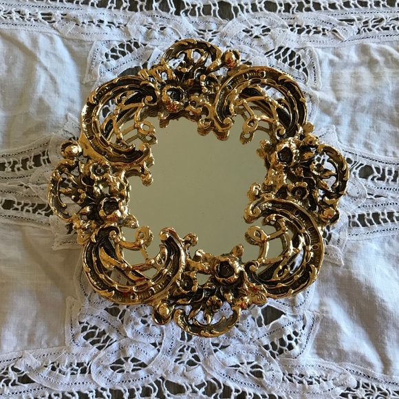 Stylebuilt Round Mirrored trinket Box - Picture 1 of 6